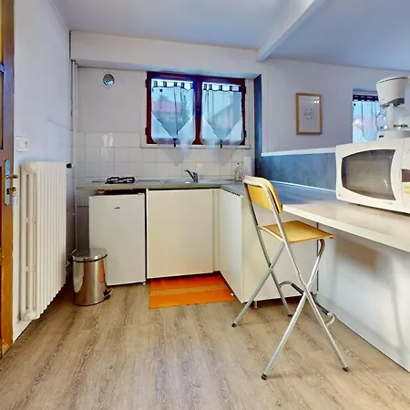 Cesiere - Confortable Au Calme Appartement *